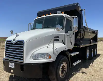 2007 Mack CXN612