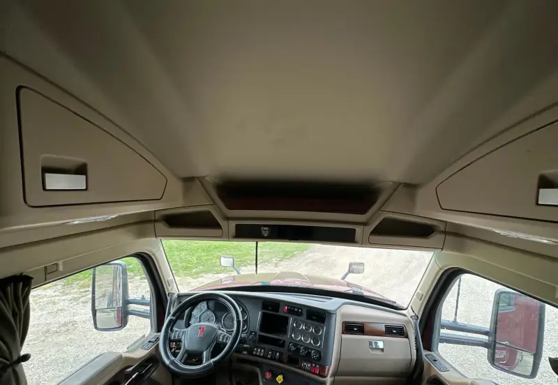 2021 Kenworth T680 photo 49