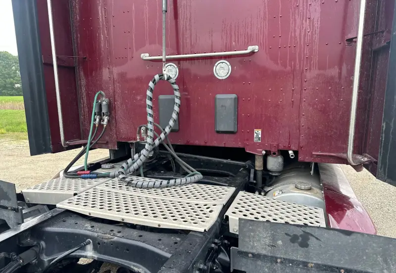 2021 Kenworth T680 photo 12