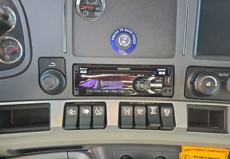 2021 Kenworth T680 photo 31