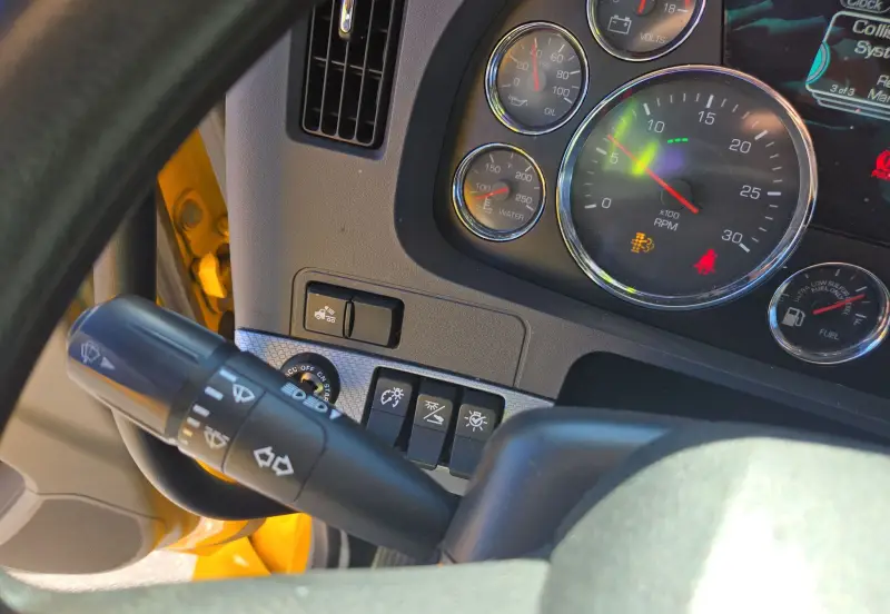 2021 Kenworth T680 photo 26
