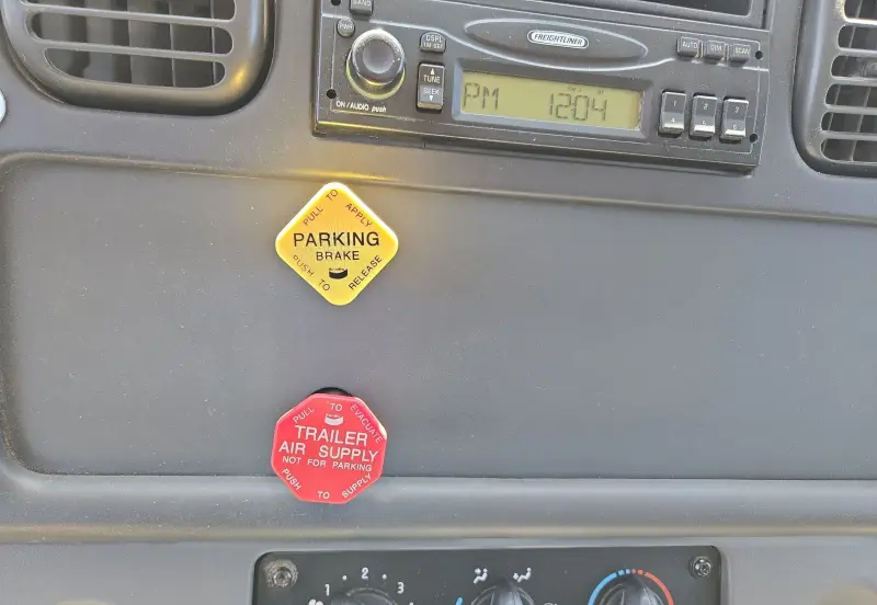 2006 Freightliner Business Class M2 photo 129