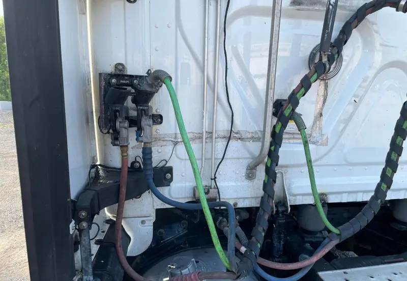 2019 Freightliner Cascadia 126 photo 14