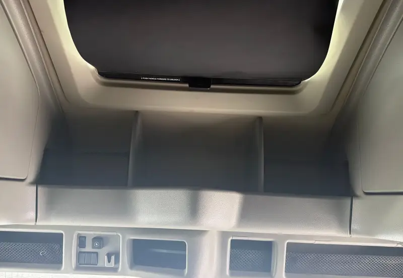 2020 Volvo VNL photo 52