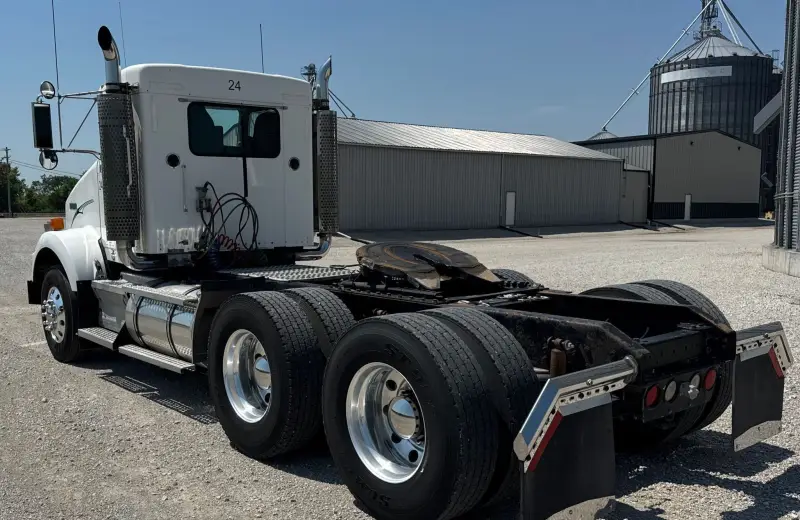 2007 Kenworth T800 photo 7