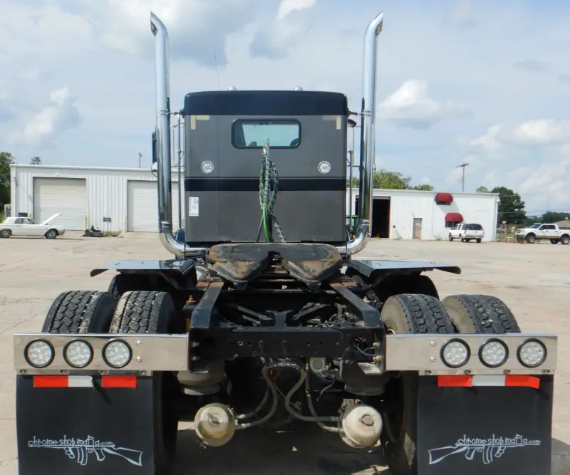1999 Kenworth T800 photo 7