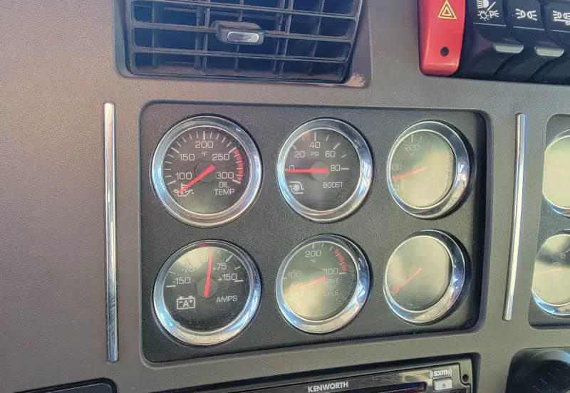 2015 Kenworth T680 photo 28