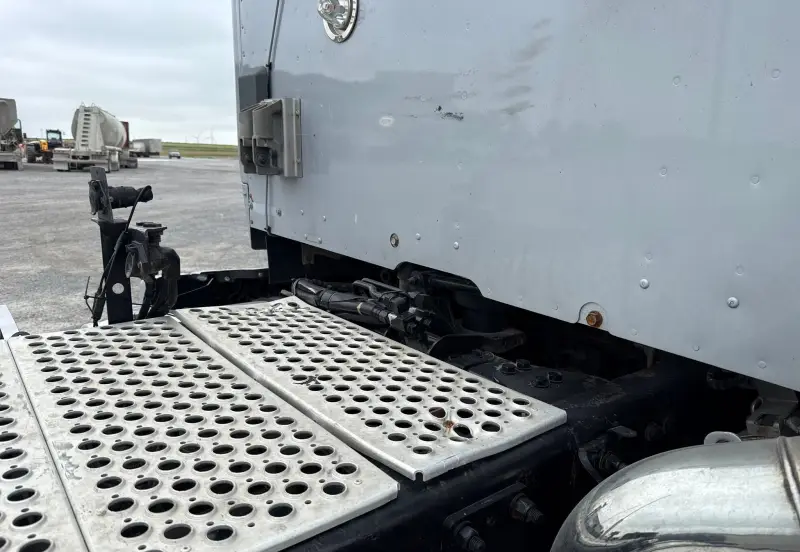 2016 Kenworth T680 photo 29
