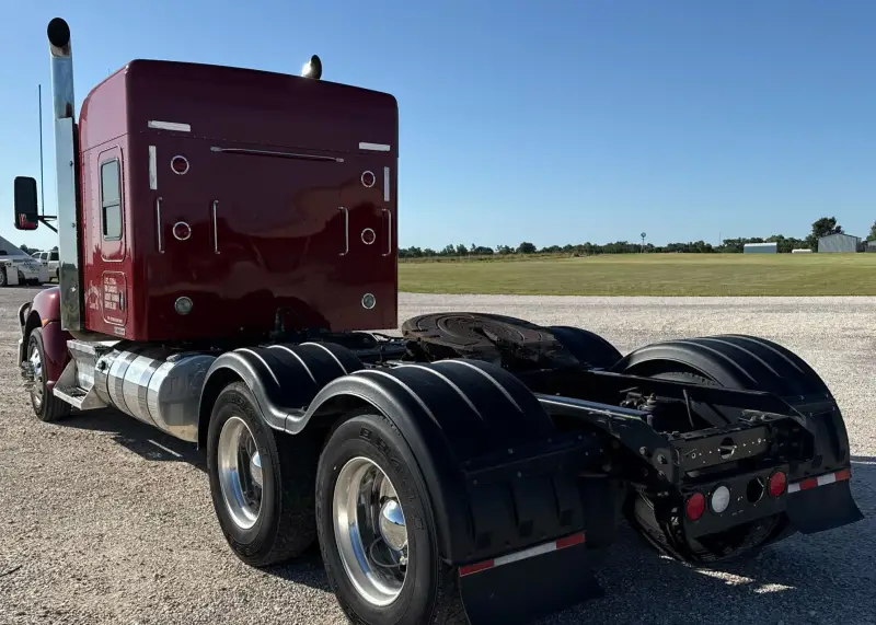 2016 Kenworth T660 photo 7