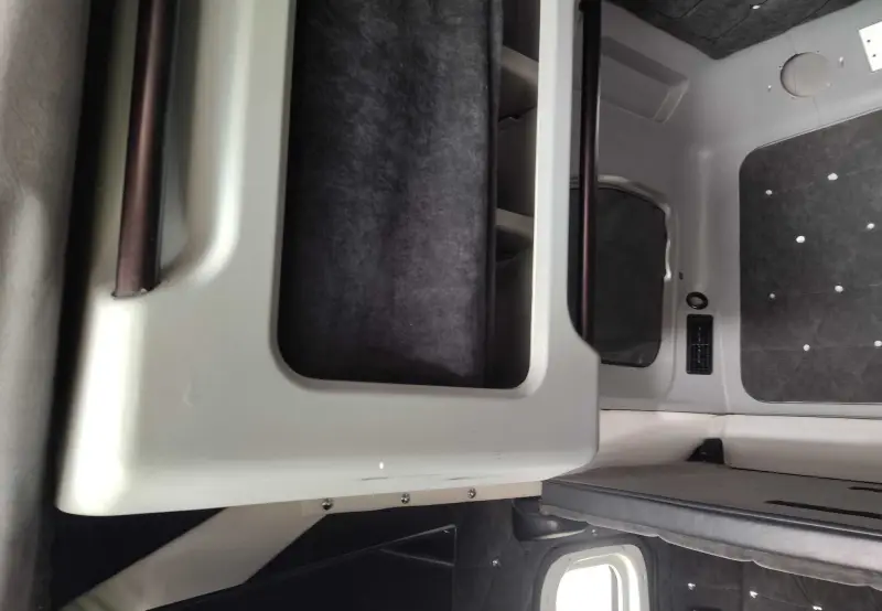 2005 Freightliner FLD photo 53