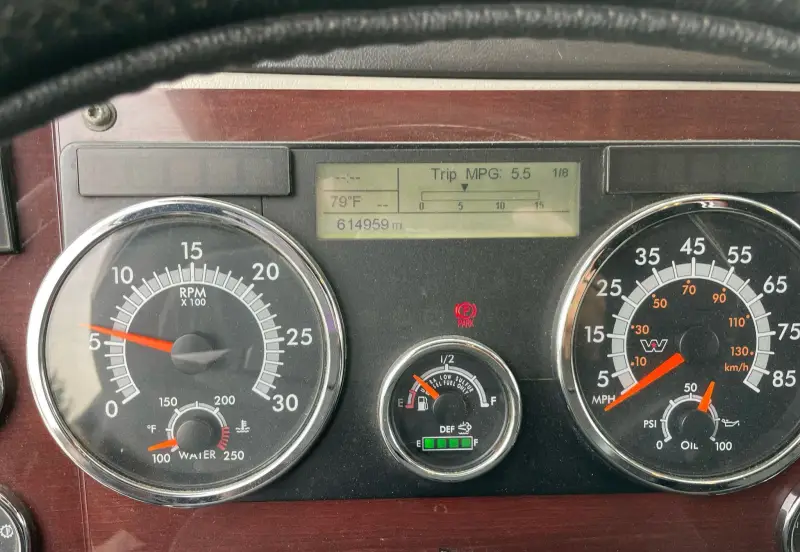 2016 Western Star 5700XE photo 19
