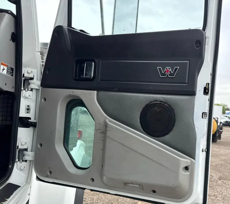 2012 Western Star 4900 Conventional photo 44