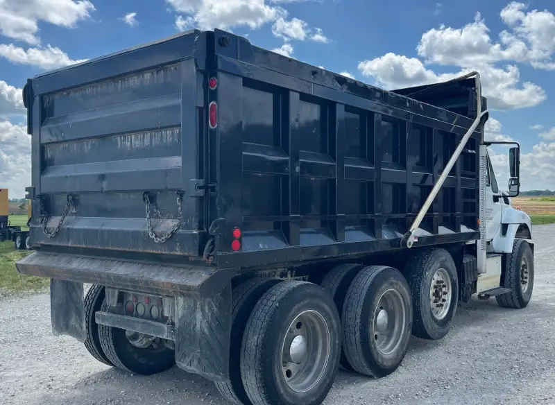 2015 International 7500 SBA photo 5