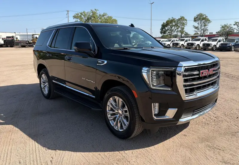 2021 GMC Yukon photo 3
