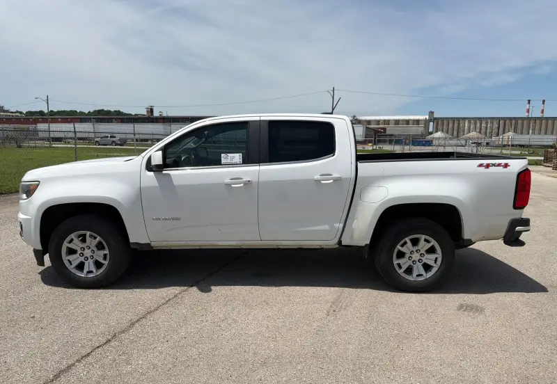 2017 Chevrolet Colorado photo 8